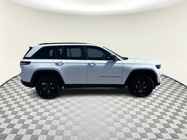 new 2025 Jeep Grand Cherokee car, priced at $48,775