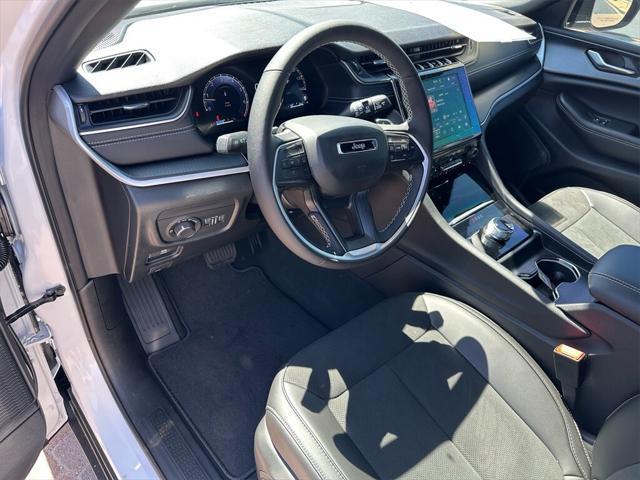 new 2025 Jeep Grand Cherokee car, priced at $48,775