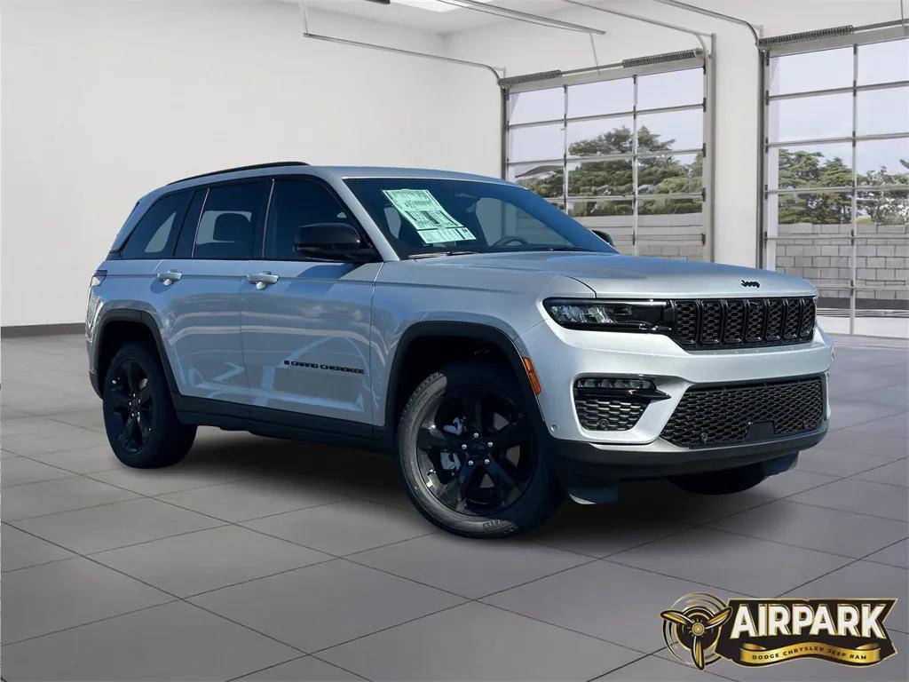 new 2025 Jeep Grand Cherokee car, priced at $56,655
