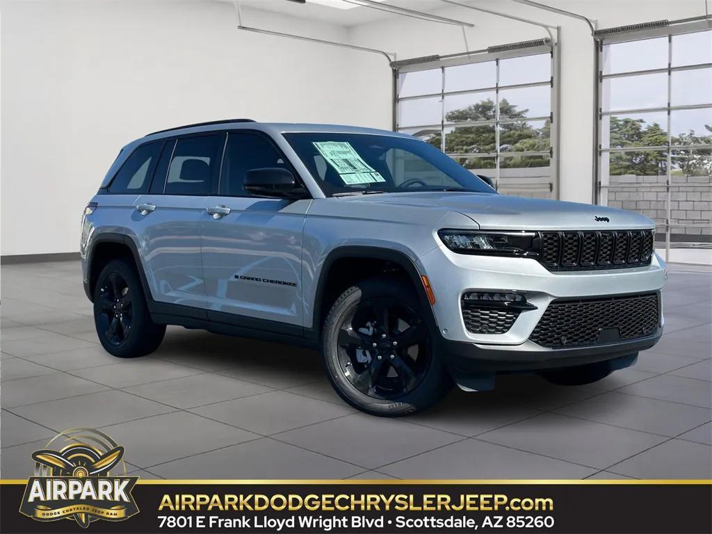 new 2025 Jeep Grand Cherokee car, priced at $56,655