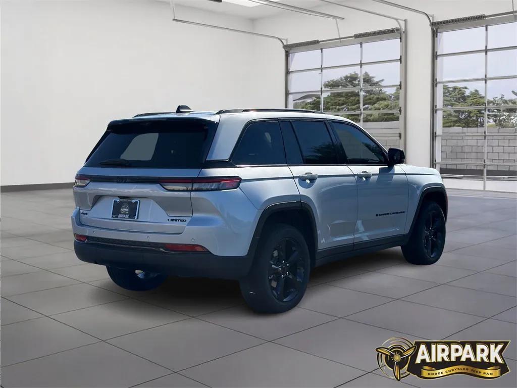 new 2025 Jeep Grand Cherokee car, priced at $56,655