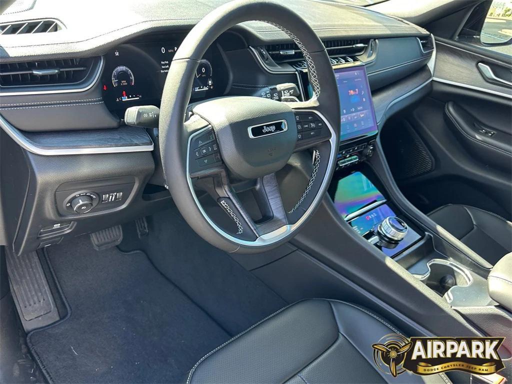 new 2025 Jeep Grand Cherokee car, priced at $56,655