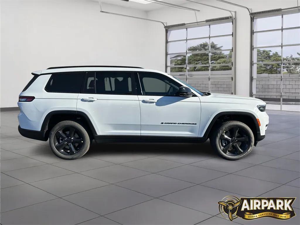 new 2025 Jeep Grand Cherokee L car, priced at $57,960