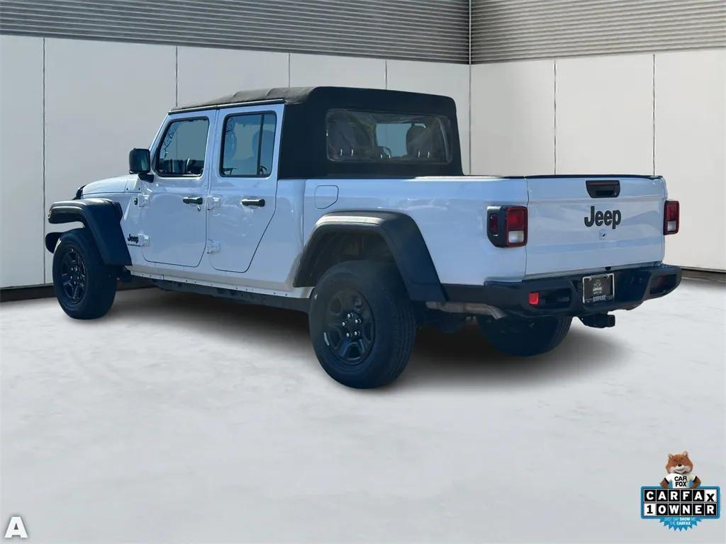used 2024 Jeep Gladiator car, priced at $31,506