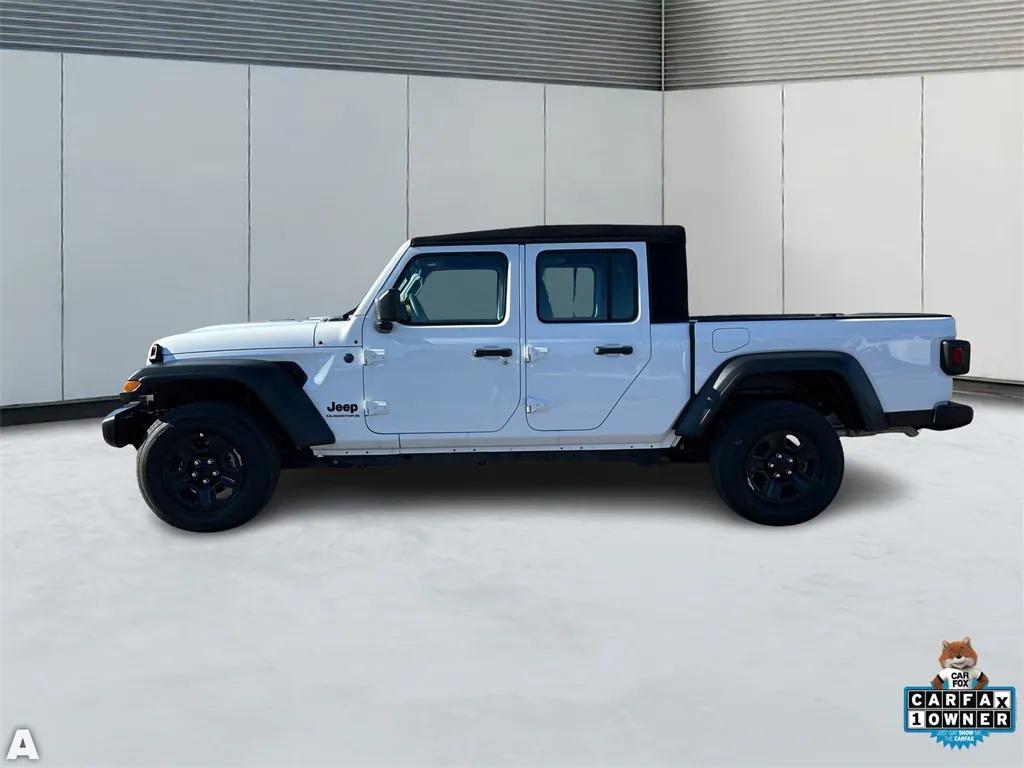 used 2024 Jeep Gladiator car, priced at $31,506