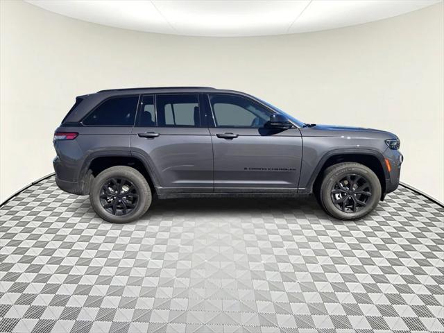 new 2025 Jeep Grand Cherokee car, priced at $46,530