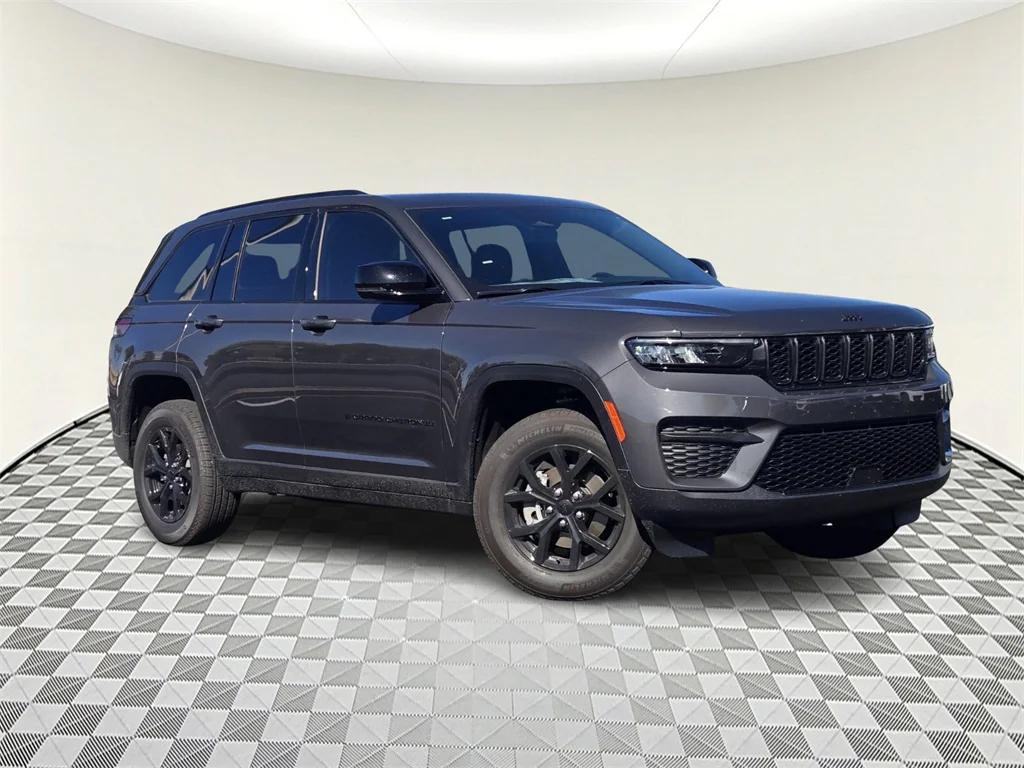 new 2025 Jeep Grand Cherokee car, priced at $46,530