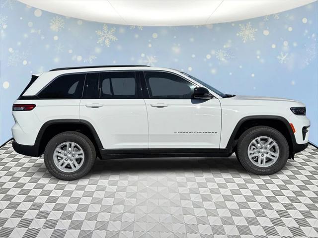 new 2025 Jeep Grand Cherokee car, priced at $43,620