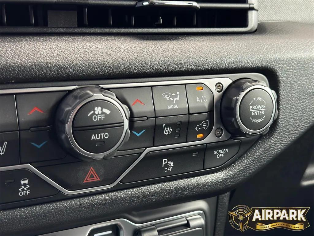 new 2025 Jeep Wrangler car, priced at $58,220