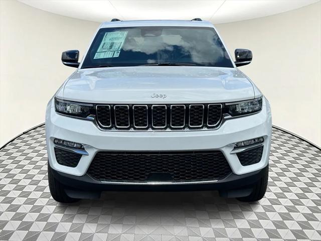 new 2025 Jeep Grand Cherokee car, priced at $47,215
