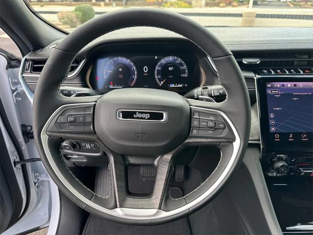 new 2025 Jeep Grand Cherokee car, priced at $47,215