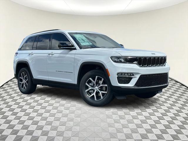 new 2025 Jeep Grand Cherokee car, priced at $47,215
