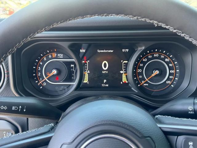 new 2025 Jeep Gladiator car, priced at $61,030