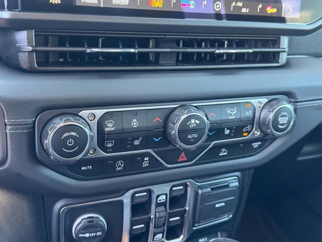 new 2025 Jeep Gladiator car, priced at $61,030