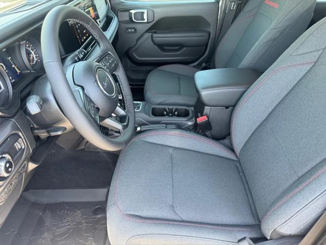 new 2025 Jeep Gladiator car, priced at $61,030