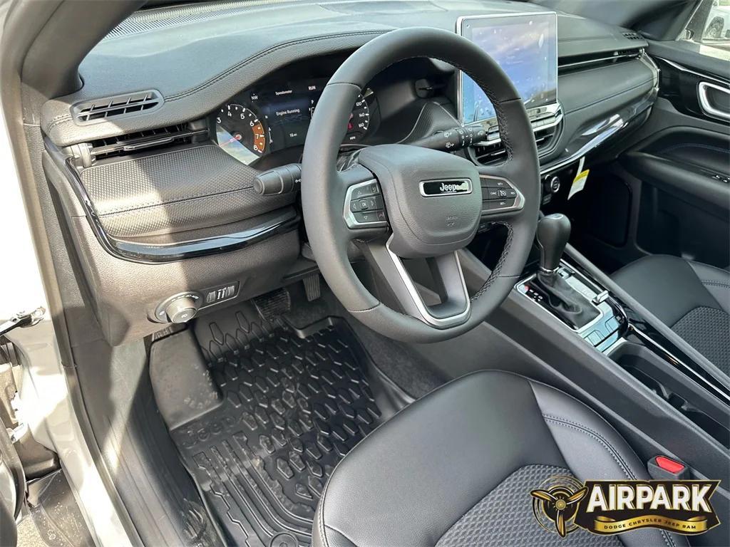 new 2025 Jeep Compass car, priced at $32,700