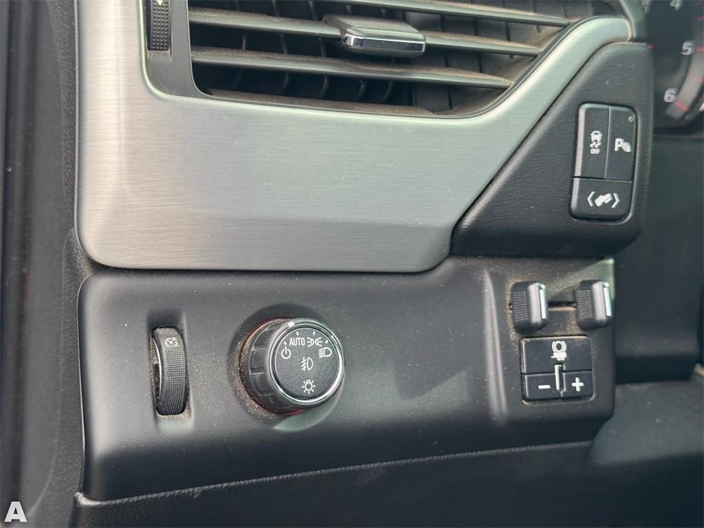 used 2016 GMC Yukon car, priced at $17,176