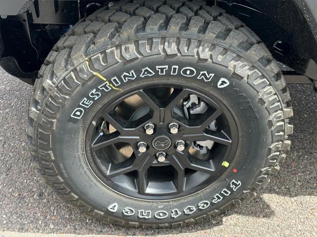 new 2025 Jeep Gladiator car, priced at $53,530
