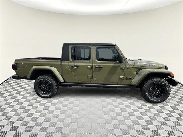new 2025 Jeep Gladiator car, priced at $53,530