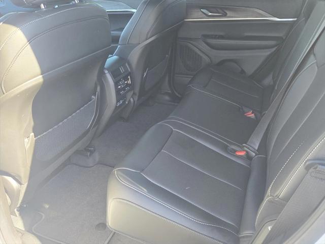 new 2025 Jeep Grand Cherokee car, priced at $52,340