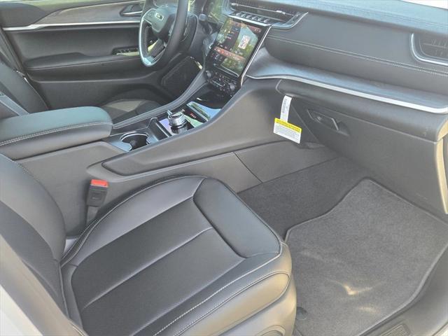 new 2025 Jeep Grand Cherokee car, priced at $52,340