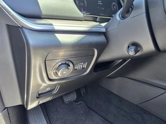 new 2025 Jeep Grand Cherokee car, priced at $66,230