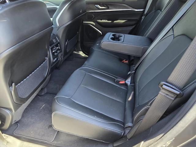 new 2025 Jeep Grand Cherokee car, priced at $66,230