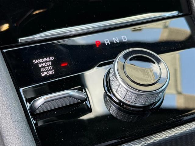 new 2025 Jeep Grand Cherokee car, priced at $52,340
