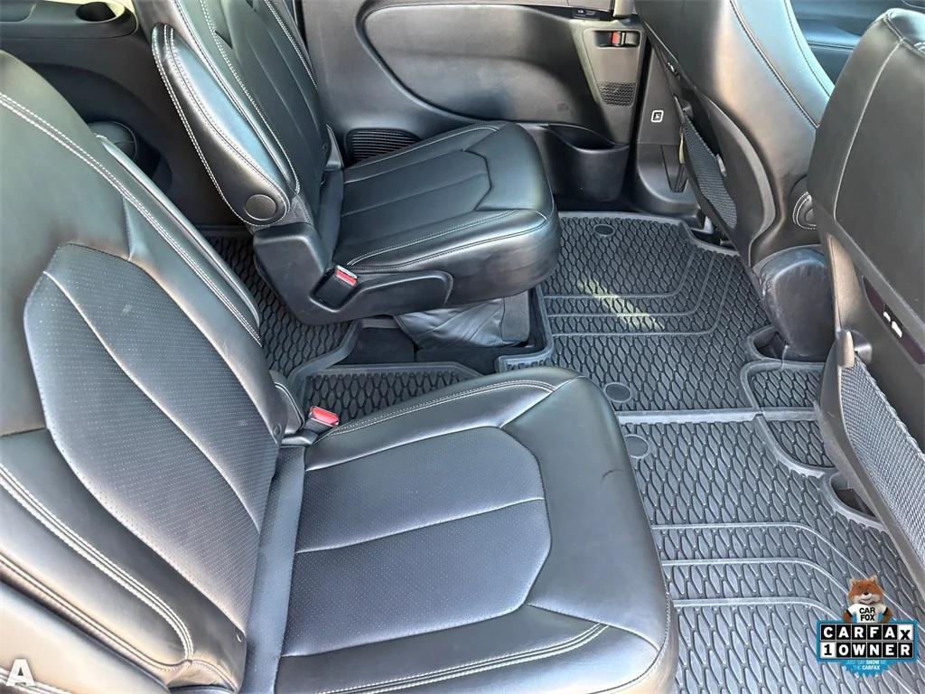 used 2025 Chrysler Pacifica car, priced at $32,700
