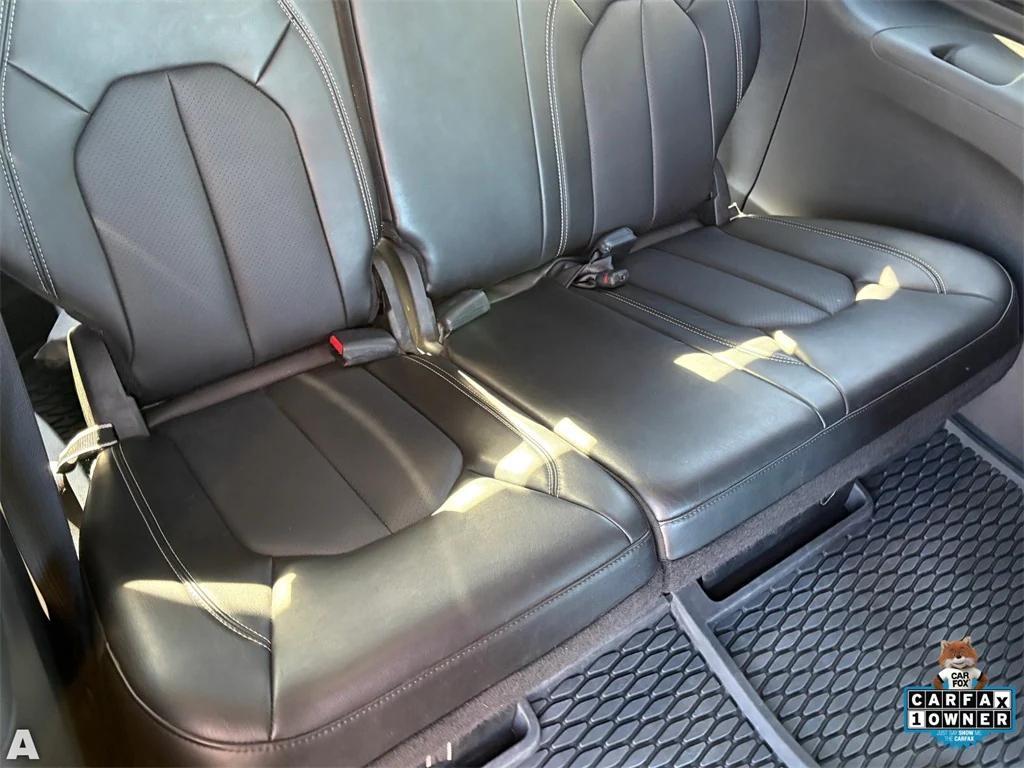 used 2025 Chrysler Pacifica car, priced at $32,700