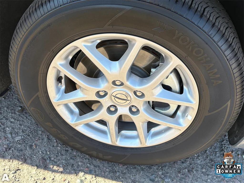 used 2025 Chrysler Pacifica car, priced at $32,700