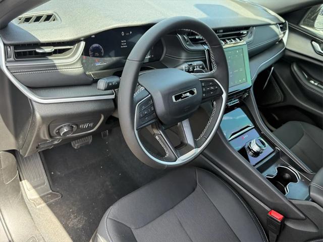 new 2025 Jeep Grand Cherokee L car, priced at $45,920