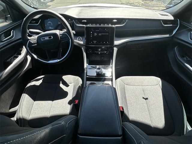 new 2025 Jeep Grand Cherokee car, priced at $44,370