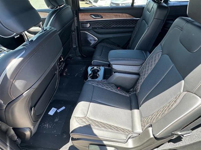 new 2025 Jeep Grand Cherokee L car, priced at $68,335