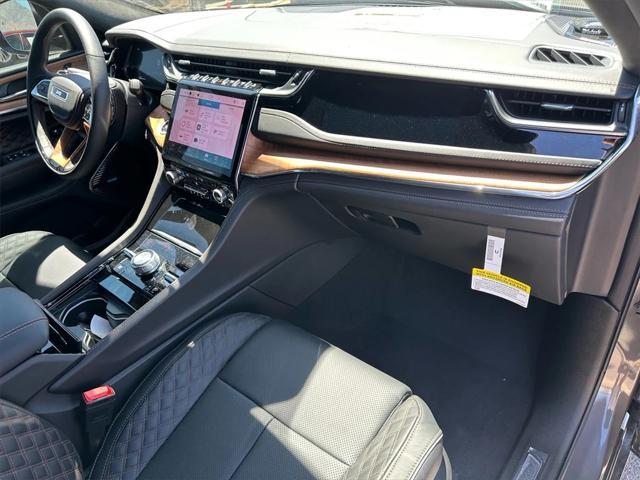 new 2025 Jeep Grand Cherokee L car, priced at $68,335