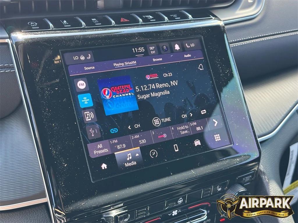 new 2025 Jeep Grand Cherokee car, priced at $42,825