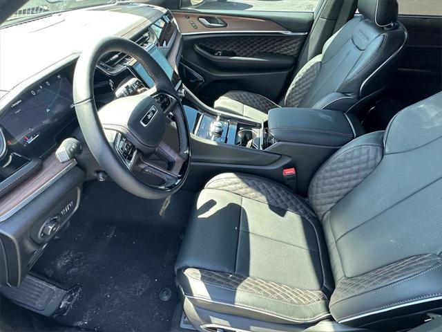 new 2025 Jeep Grand Cherokee car, priced at $68,320