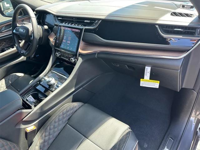 new 2025 Jeep Grand Cherokee car, priced at $68,320