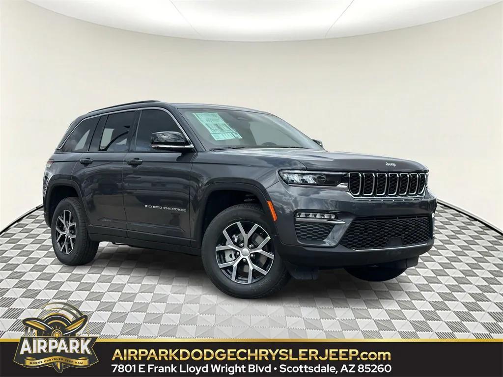 new 2025 Jeep Grand Cherokee car, priced at $47,810