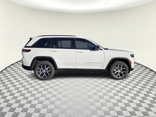 new 2025 Jeep Grand Cherokee car, priced at $53,135