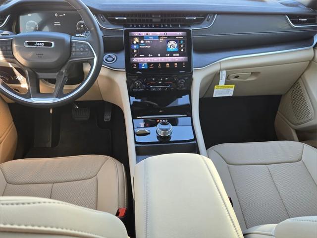 new 2025 Jeep Grand Cherokee car, priced at $53,135