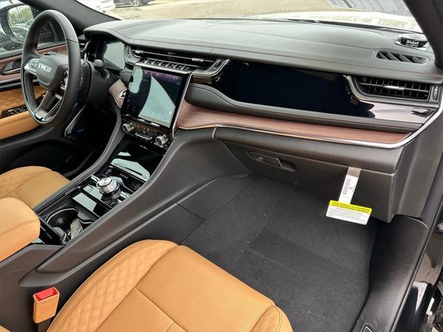 new 2025 Jeep Grand Cherokee car, priced at $68,320