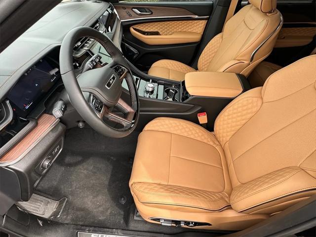 new 2025 Jeep Grand Cherokee car, priced at $68,320