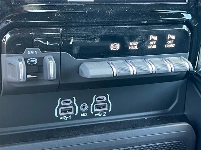 new 2025 Ram 3500 car, priced at $77,780