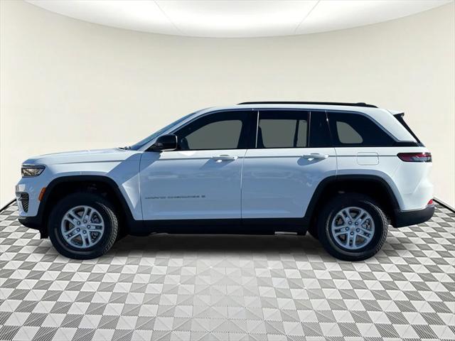 new 2025 Jeep Grand Cherokee car, priced at $43,620