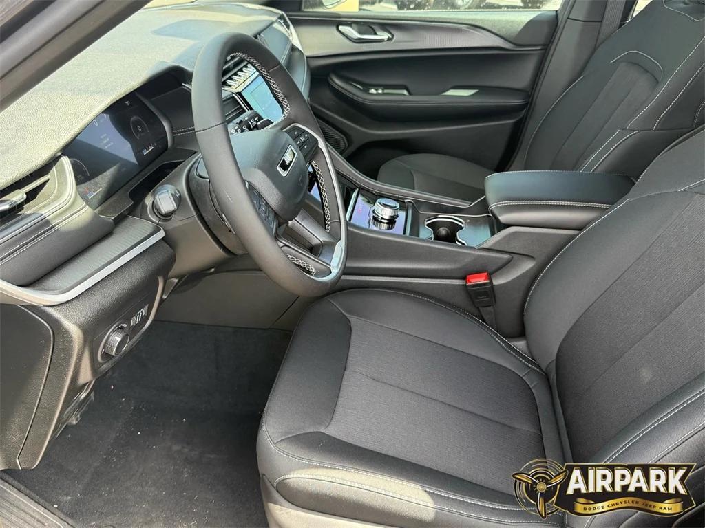 new 2025 Jeep Grand Cherokee L car, priced at $45,920