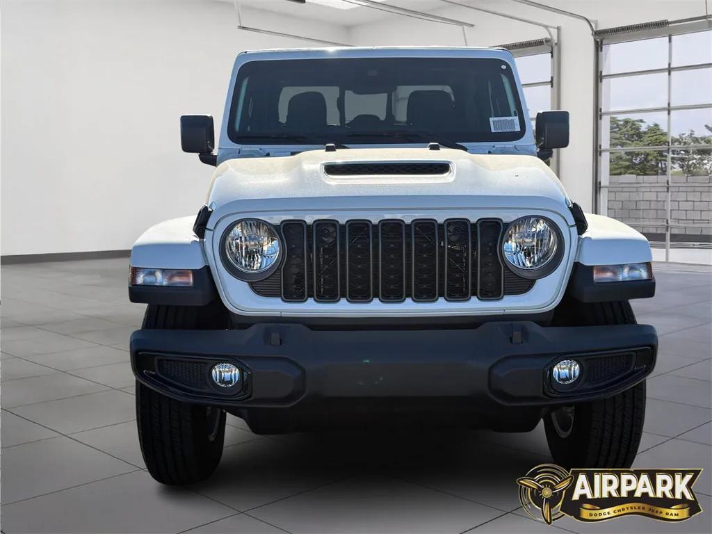 new 2025 Jeep Gladiator car, priced at $48,550
