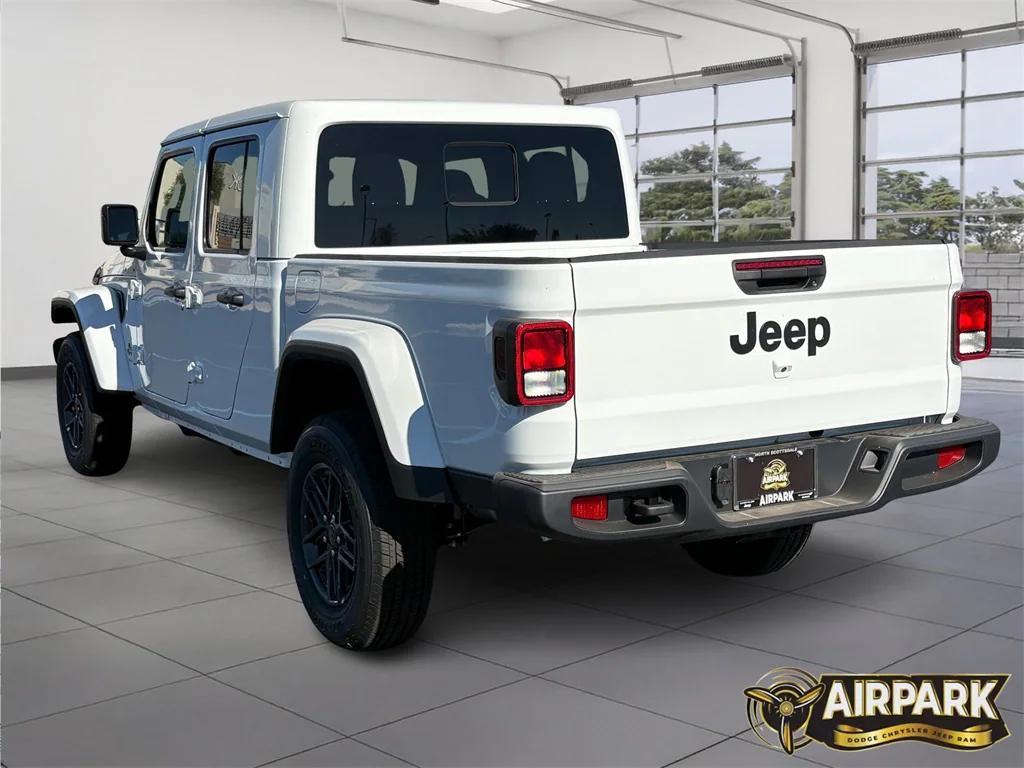 new 2025 Jeep Gladiator car, priced at $48,550