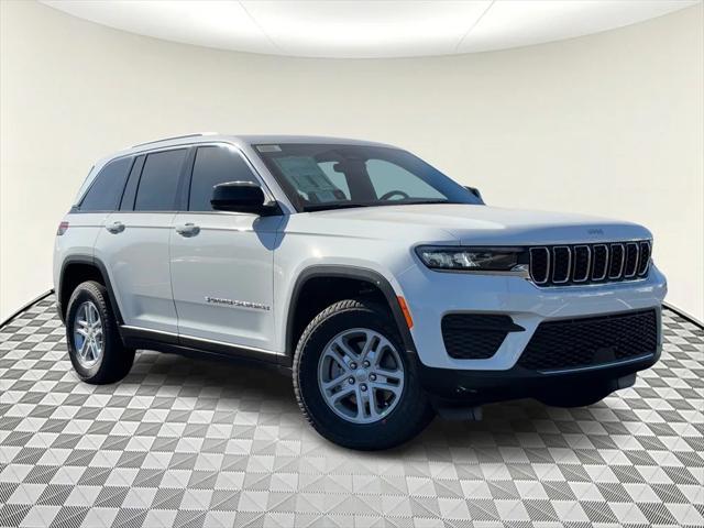 new 2025 Jeep Grand Cherokee car, priced at $43,620