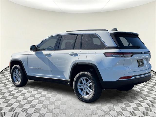 new 2025 Jeep Grand Cherokee car, priced at $43,620